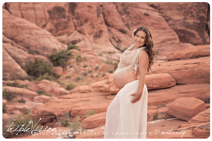 MRS. G MATERNITY {RED ROCK CANYON} LAS VEGAS MATERNITY PHOTOGRAPHER