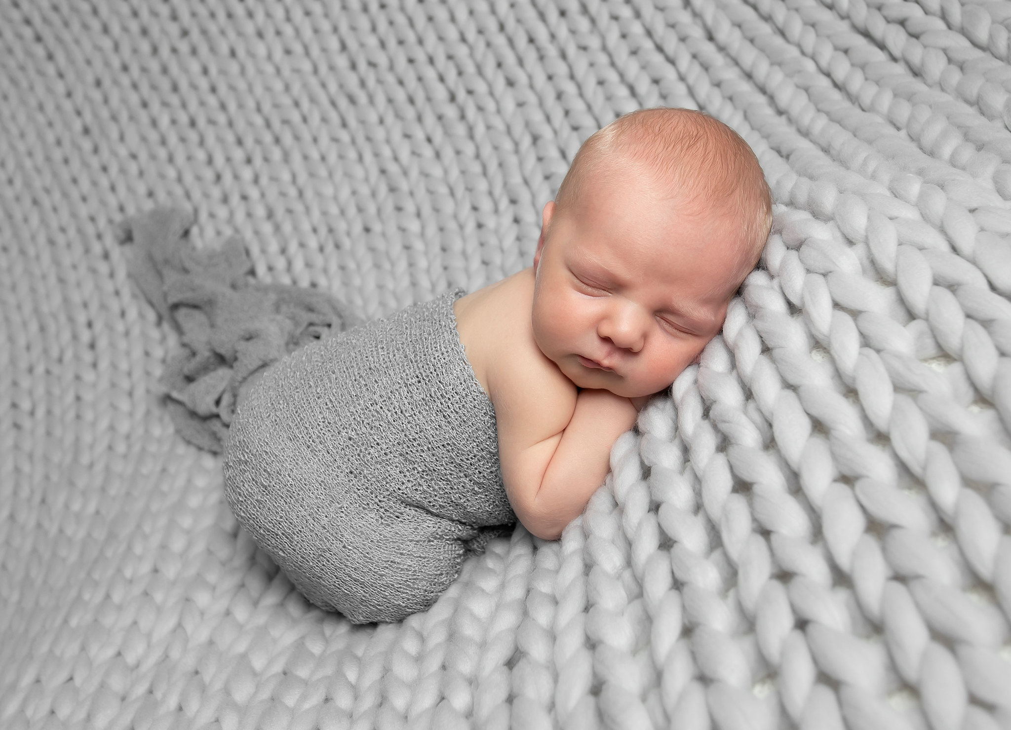 ALEXANDER {8 DAYS OLD} ALEXANDER {8 DAYS OLD}