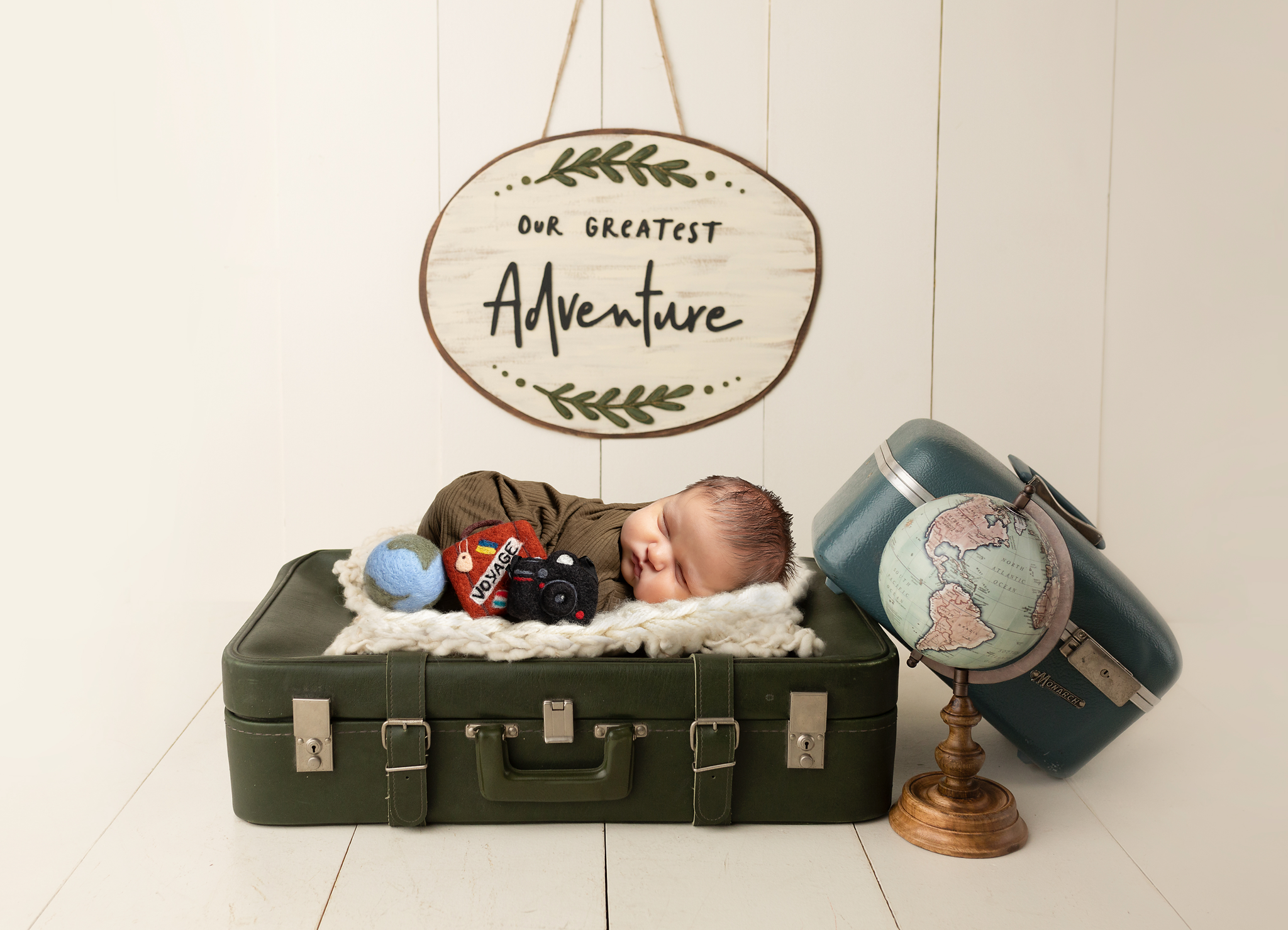 Mr Easton {7 Days Old} Las Vegas Newborn Photographer